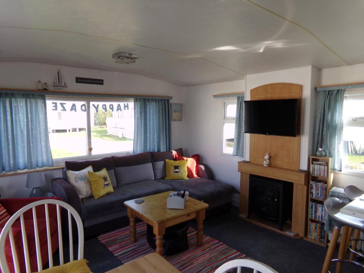 Happydaze Caravan Bacton  Екстер'єр фото
