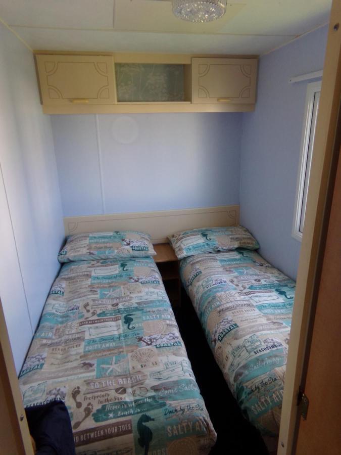 Happydaze Caravan Bacton  Екстер'єр фото